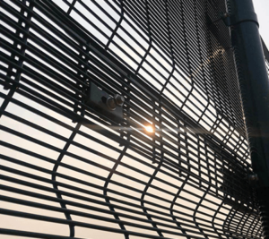 fence installation companies
